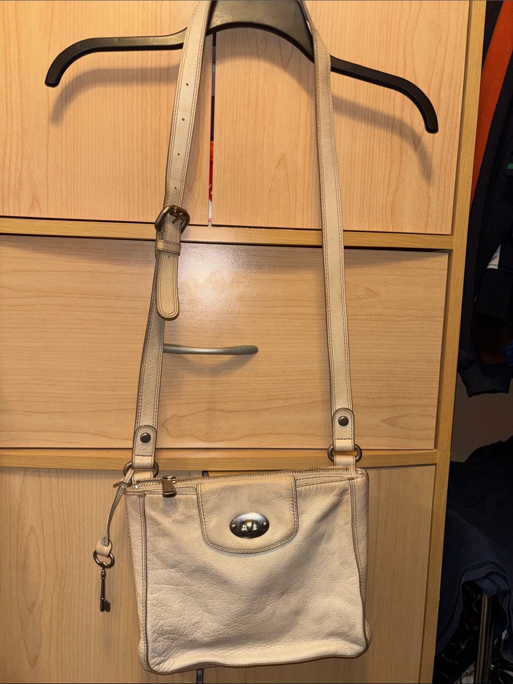 Fossil Cream Leather Crossbody with Turn-Lock Accent